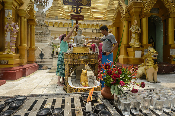 Shwedagon Pagoda