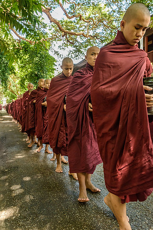 Meal-time at U-Bein Monastery