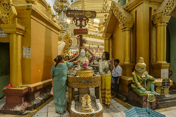 Shwedagon Pagoda