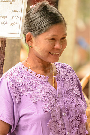 At the market in Mawlaik
