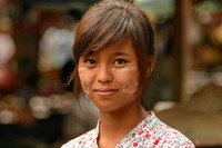 At the market in Mawlaik
