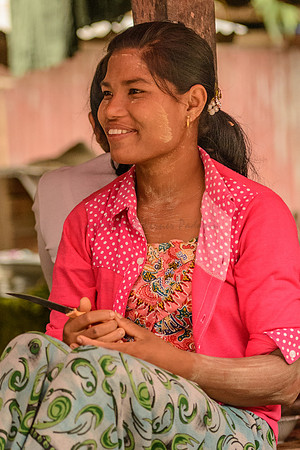 At the market in Mawlaik