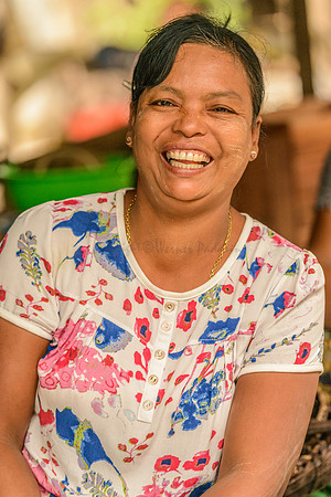 At the market in Mawlaik